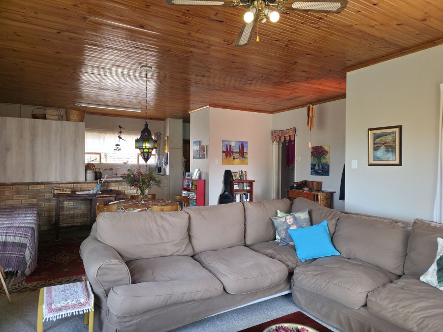 3 Bedroom Property for Sale in Wavecrest Eastern Cape